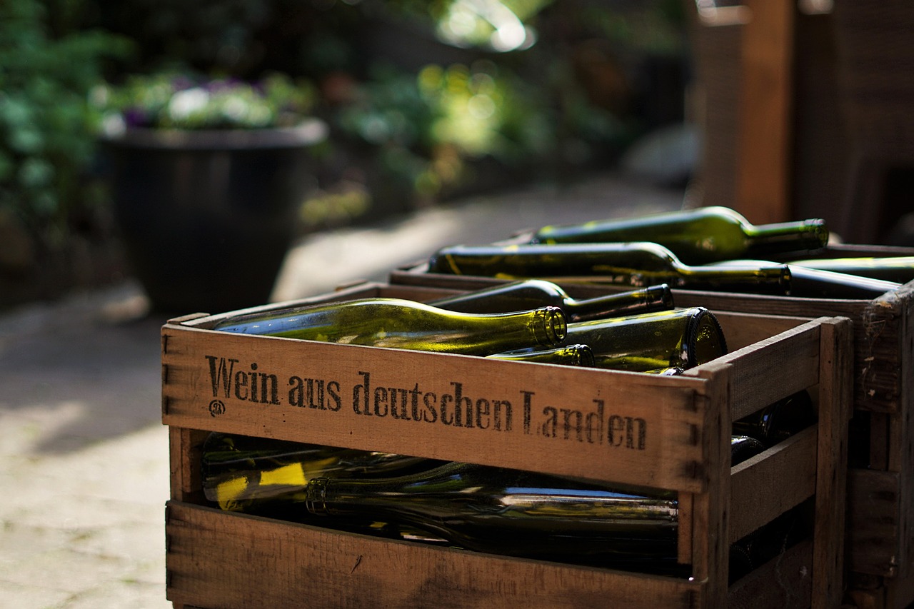 Weinkiste mit deutschem Wein